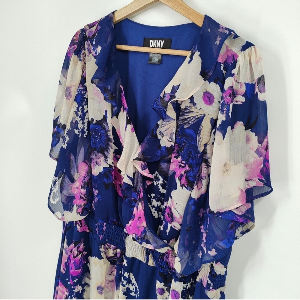 Floral V-Neck DKNY Ruffled Dress - Size 22W